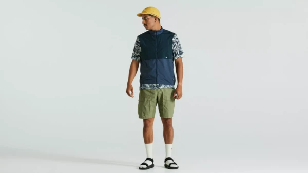 64422 041 APP S F ADVENTURE VEST MEN NVY M HERO 1