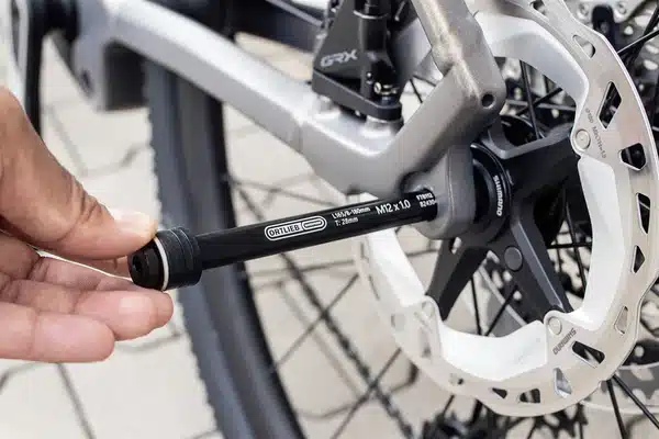 productimage thru axle m6 connector 8807