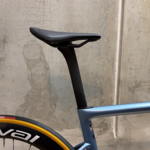 Specialized S-Works Tarmac SL8 Sram Red AXS E1 CLX II Glacier, RH 54cm Specialized S-Works Tarmac SL8 Sram Red AXS E1 CLX II Glacier, RH 54cm – Bild 3