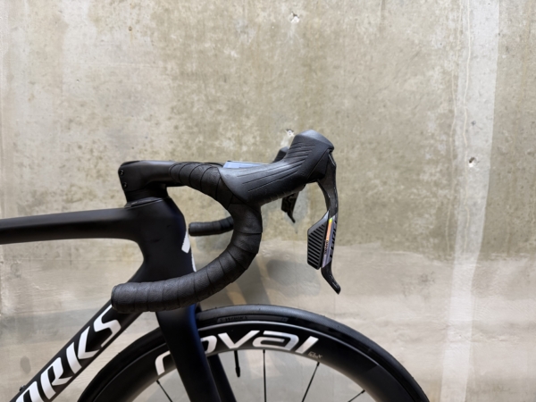 Specialized S-Works Tarmac SL8 (56) Sram Force AXS E1 CLX TEAM / Cyan to blue IMG 0999